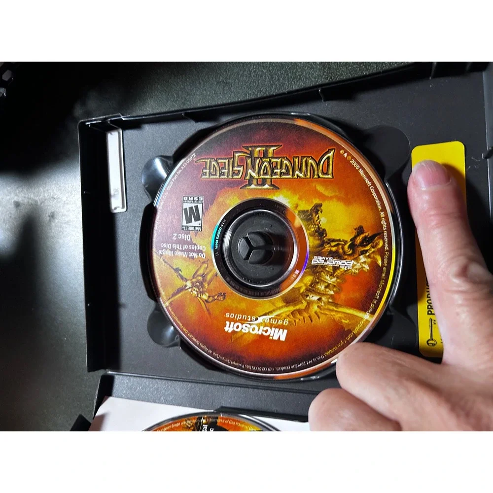 Microsoft Dungeon Siege II PC CD-ROM 2-Disc Set Fantasy Action RPG 2005